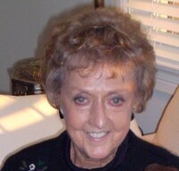 Estelle  Leef